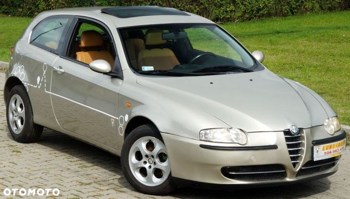 Używane Alfa Romeo 4C - 7 500 PLN, 198 000 km, 2005 