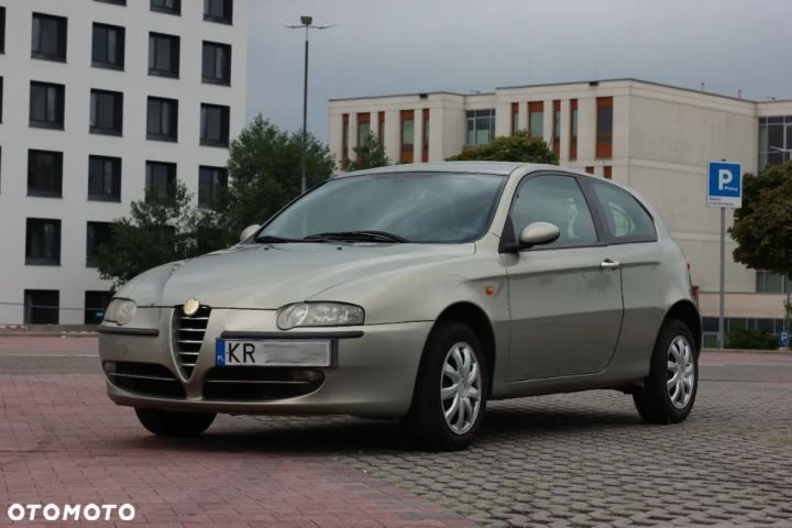 Używane Alfa Romeo 4C - 7 299 PLN, 183 620 km, 2003 