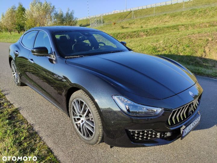 Używane Maserati Ghibli - 260 000 PLN, 10 431 km, 2019 