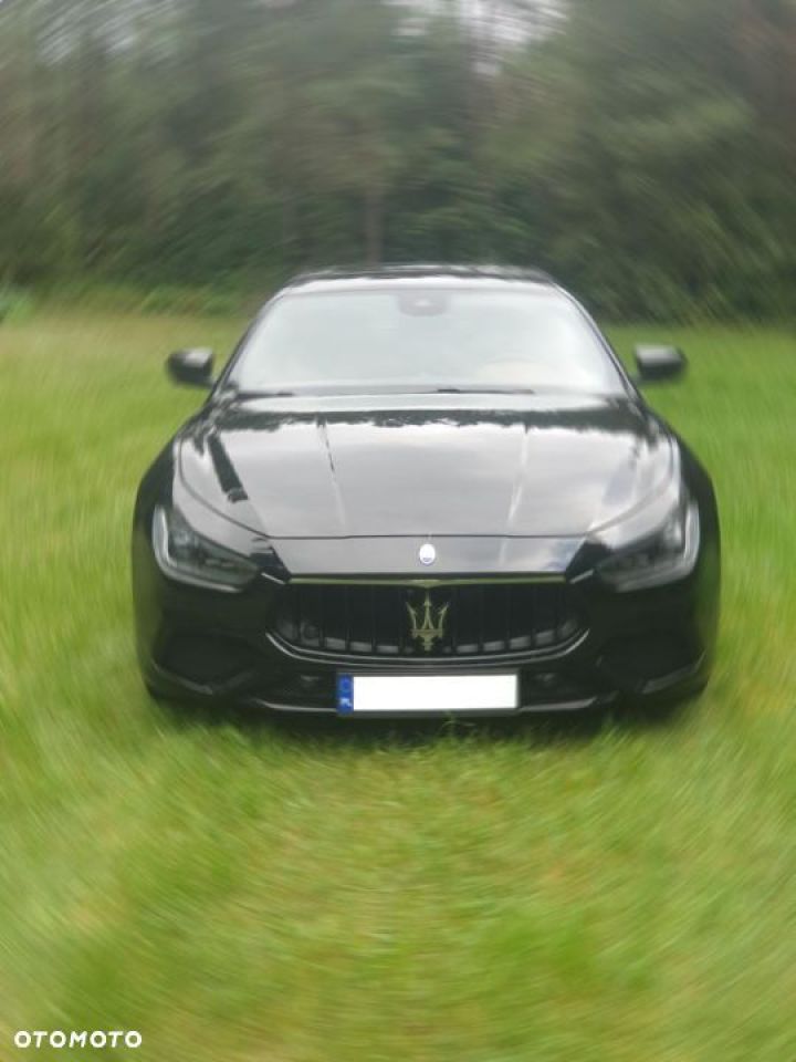Używane Maserati Ghibli - 163 000 PLN, 72 400 km, 2017 