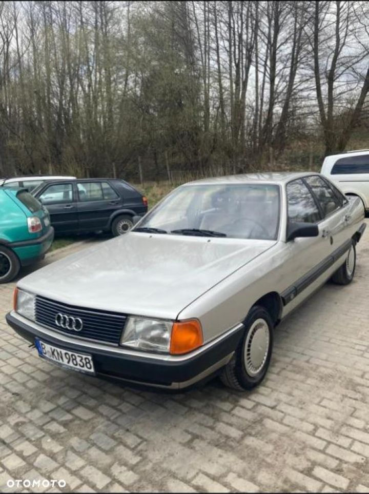Używane Audi 100 - 14 900 PLN, 132 142 km, 1985 