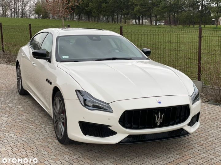 Używane Maserati Quattroporte - 287 000 PLN, 47 500 km, 2018 