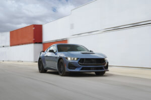 Nowy Ford Mustang zmienia swój styl, osiągi i udział cyfrowego środowiska
